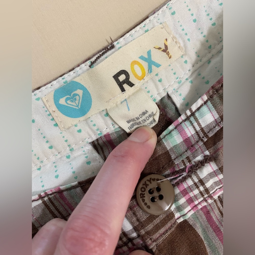 3/$20 Roxy plaid shorts - Picture 8 of 9